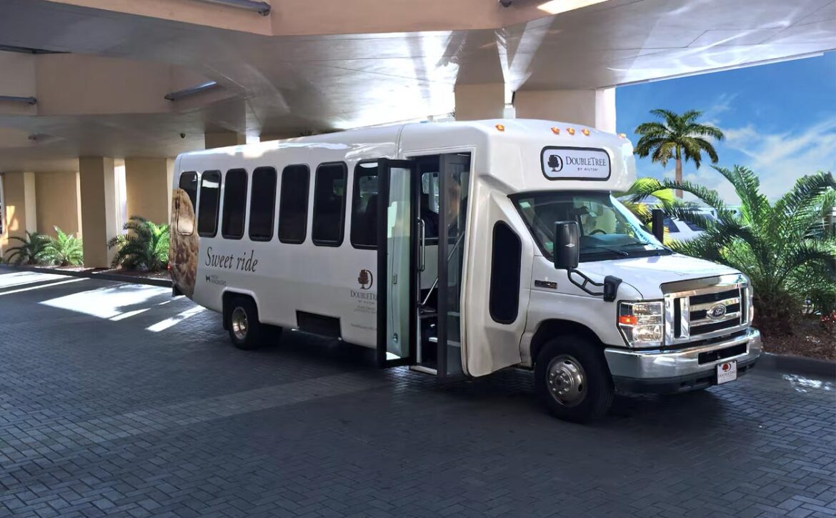 Shuttle. DoubleTree Miami